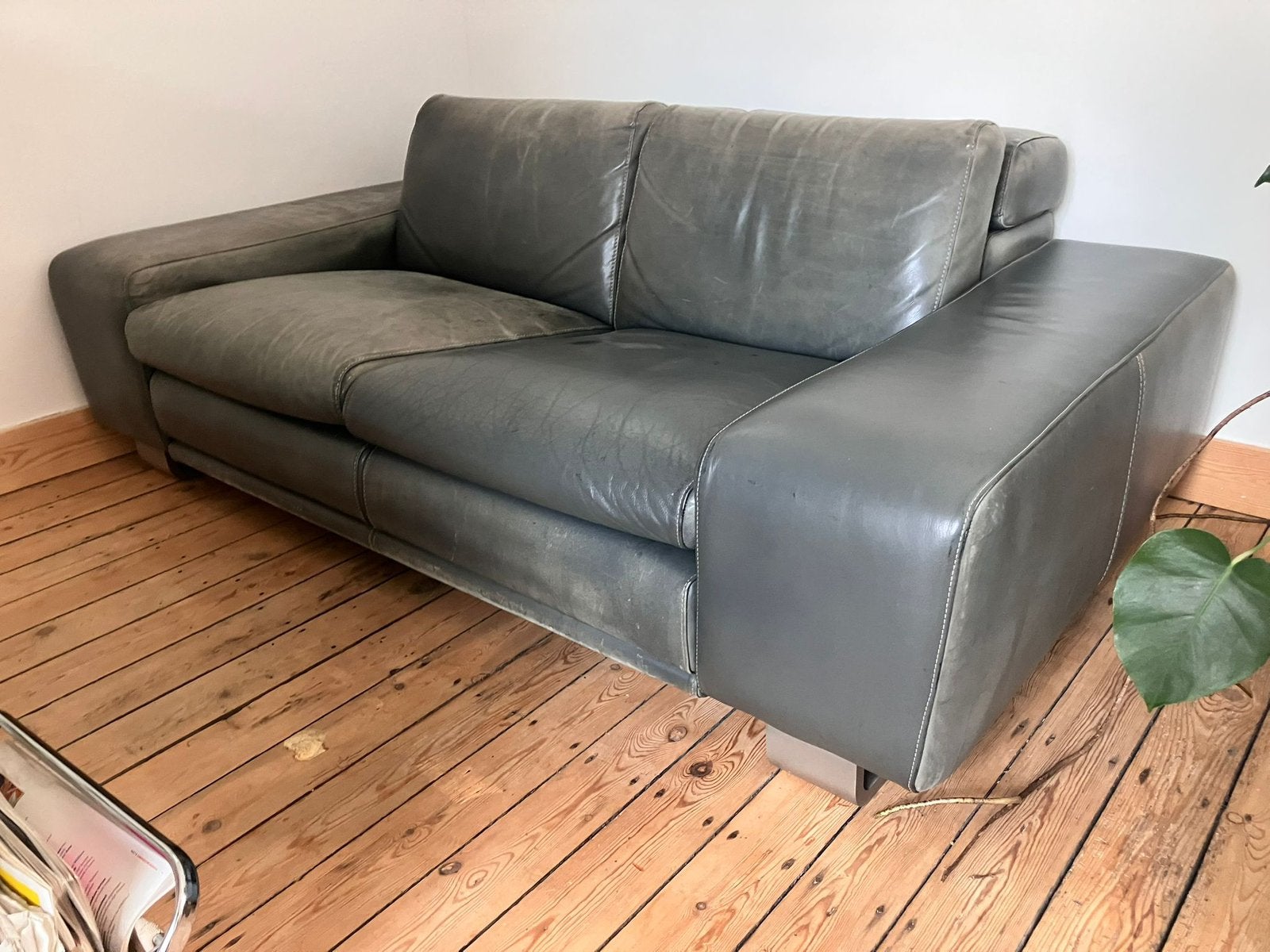 Siège en cuir Roche Bobois gris, Maison & Meubles, 75 à 100 cm, Design, Comme neuf, Enlèvement