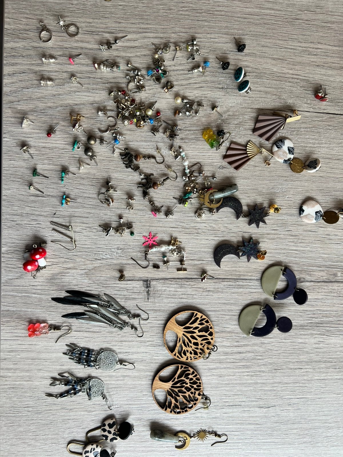 Grand lot de boucles d'oreilles - bouchons et pendentifs, Enlèvement ou Envoi, Utilisé, Pendantes