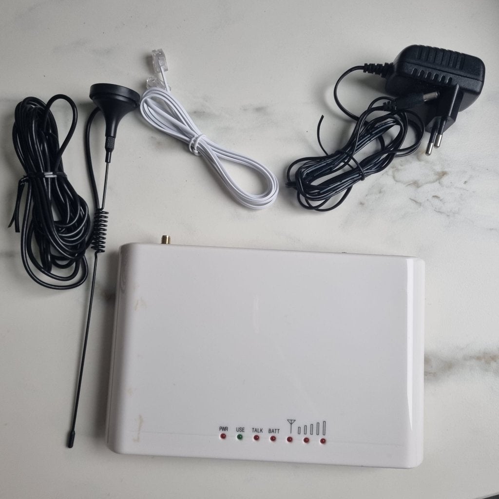 easy Safer 8848 Met simkaart bellen als vaste telefoon., Ophalen, Zo goed als nieuw