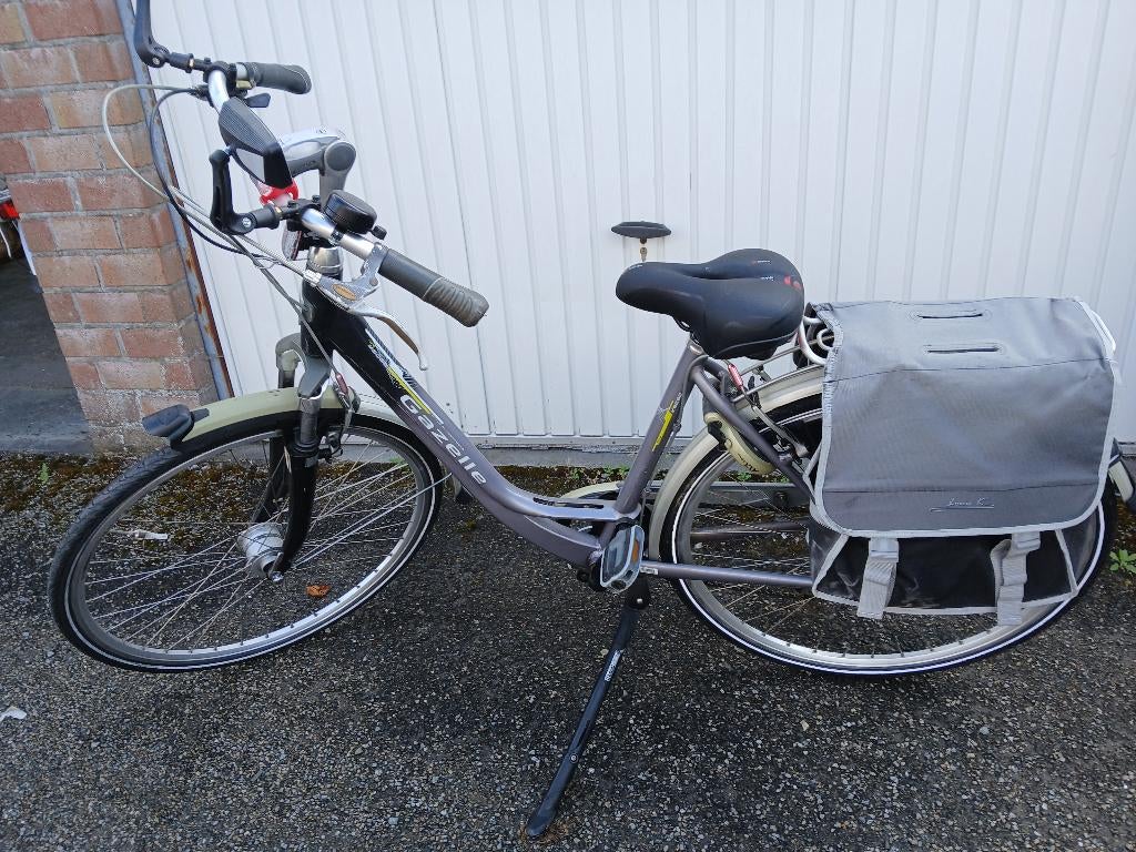 Damesfiets, Fietsen en Brommers, Ophalen, Zo goed als nieuw, Gazelle, Versnellingen