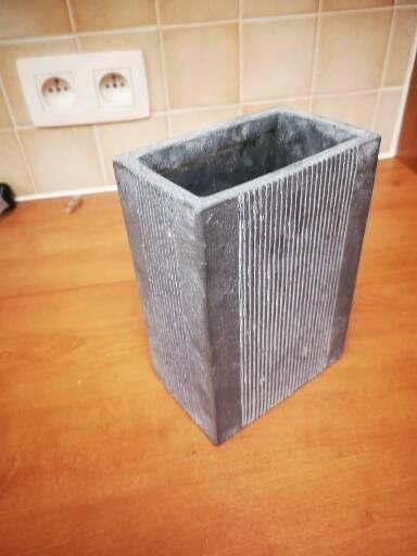 Grijze rechthoekige Vaas 20 cm, Huis en Inrichting, Ophalen of Verzenden