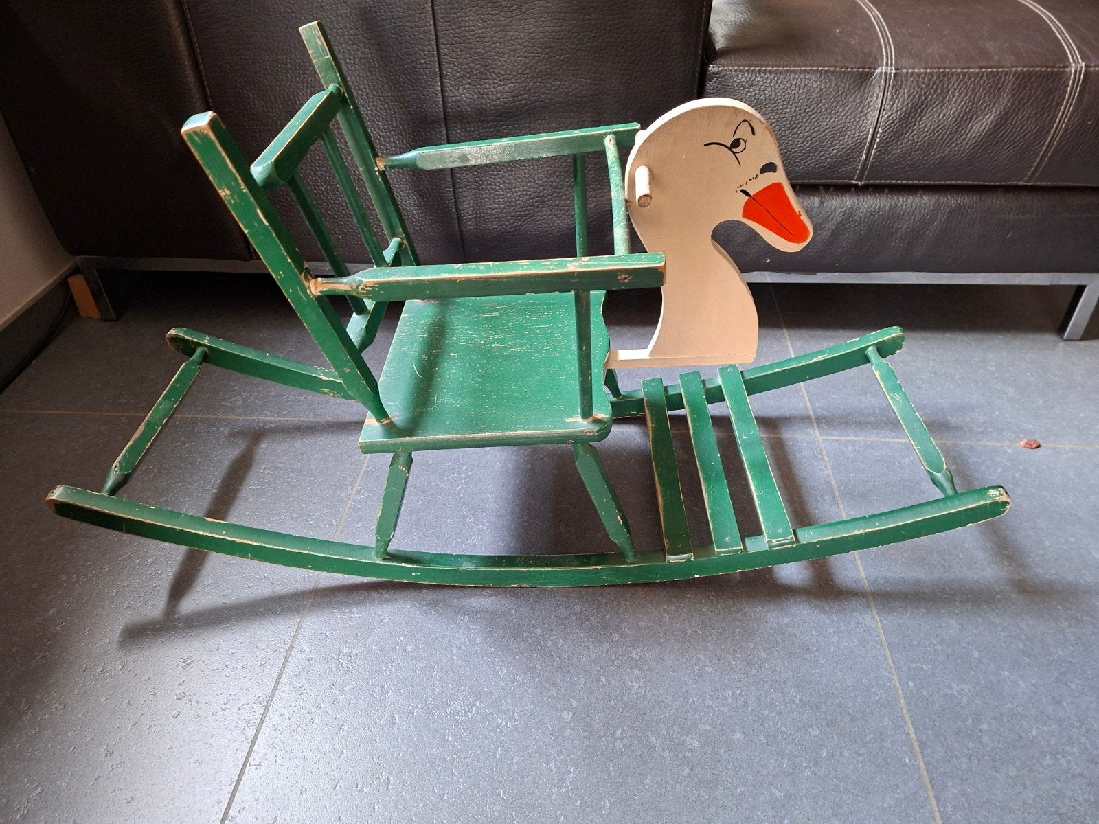 Schommeleend., Ophalen