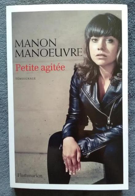 "Petite agitée" Manon Manoeuvre (2015) NEUF !, Neuf, Manon Manoeuvre, Enlèvement ou Envoi, Cinéma, TV et Média