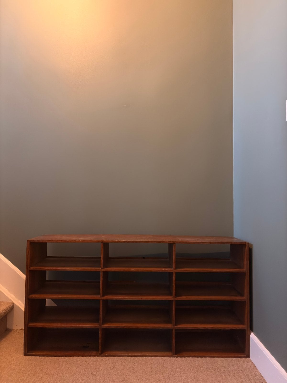 Petite bibliothèque vintage en bois massif, Enlèvement, Utilisé