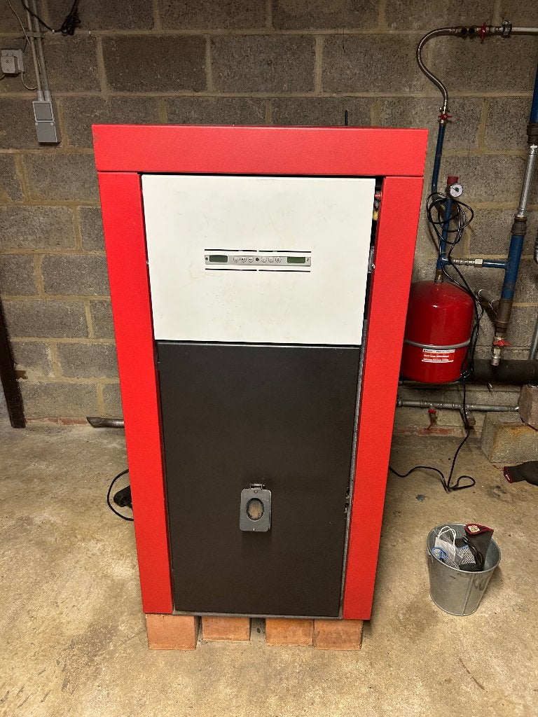 Edilkamin Ottawa Pelletketel 24 kW & Houtpellets, Ophalen, Zo goed als nieuw, 800 watt of meer, Cv-ketel of Combi-ketel