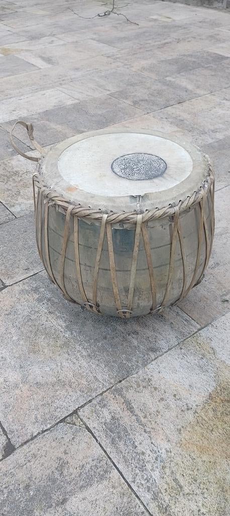 Tabla Bayan Zilver, Indisch percussie instrument, Enlèvement