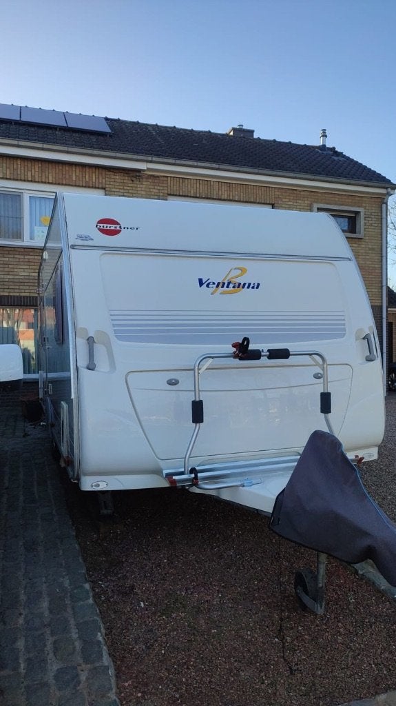Caravan burstner ventana, Frans bed, Treinzit, Bürstner, 6 tot 7 meter