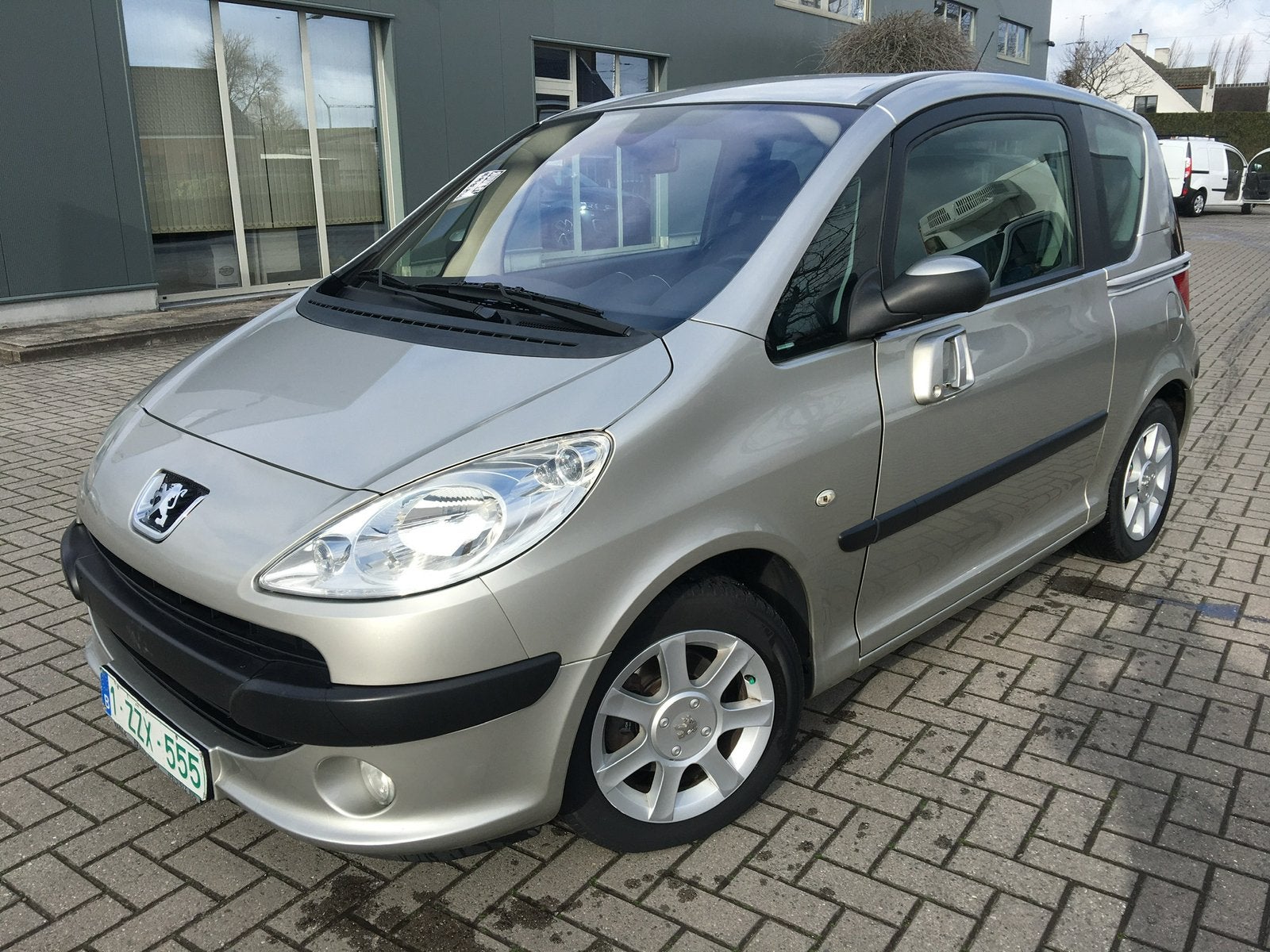 1007 1.4i Portes coulissantes/clim/AUTOMATIQUE!!!!!!, Argent ou Gris, Achat, Entreprise, Noir