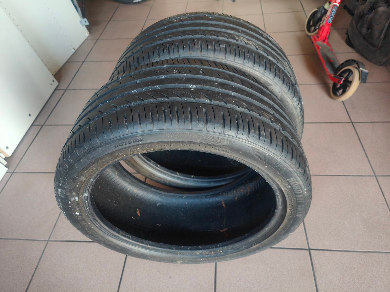 Banden 245 40 18 Kingston pneus