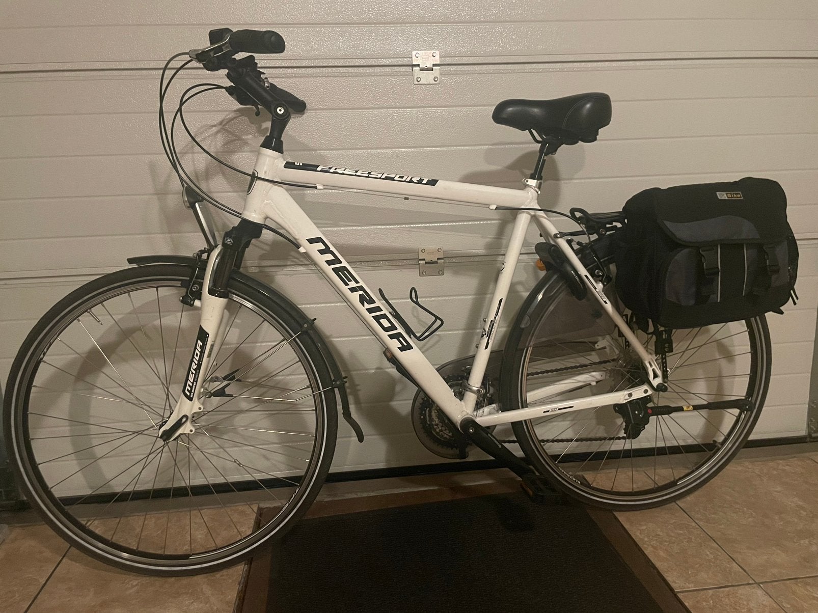 Toerfiets merida, Fietsen en Brommers, Fietsen | Heren | Sportfietsen en Toerfietsen, 28 inch, Vering, Velgrem, Zo goed als nieuw