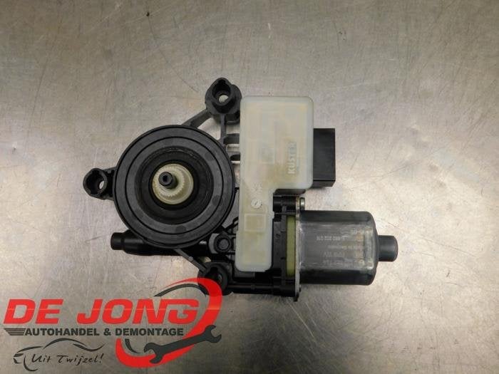 Moteur de vitre portière d'un Volkswagen Touran, Volkswagen, -, 3 mois de garantie, Utilisé
