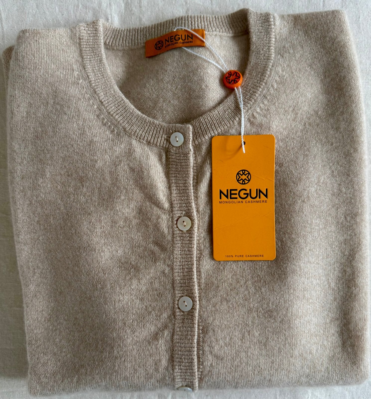 Women’s 100% cashmere cardigan, Ophalen of Verzenden, Nieuw, Maat 38/40 (M), Beige