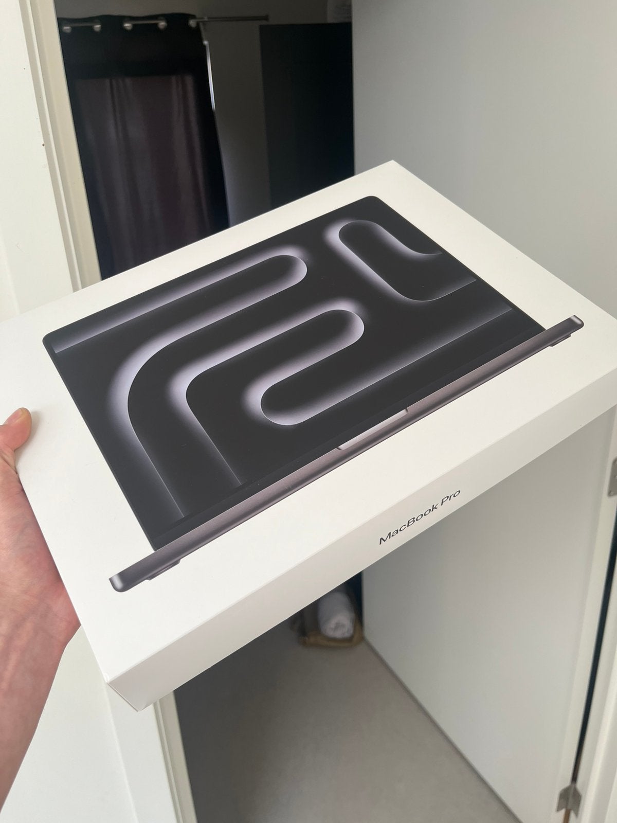 MacBook Pro M5 24GB 1TB 16”, 1 TB of meer, Nieuw, 16 inch, Azerty