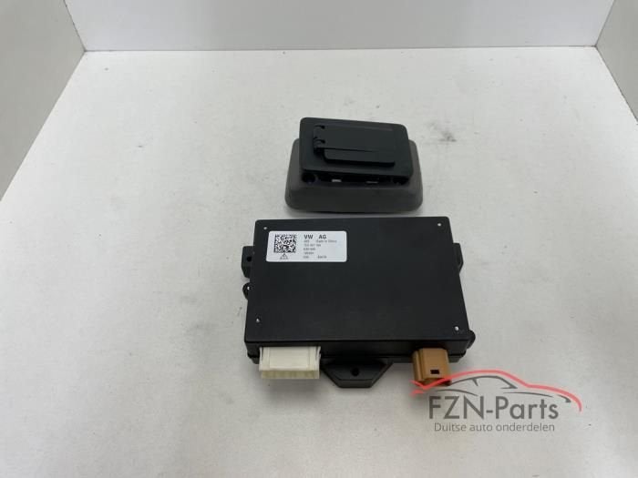VW Transporter T6.1 220V Aansluiting Stoel voorzijde Stekker, Enlèvement ou Envoi, Utilisé