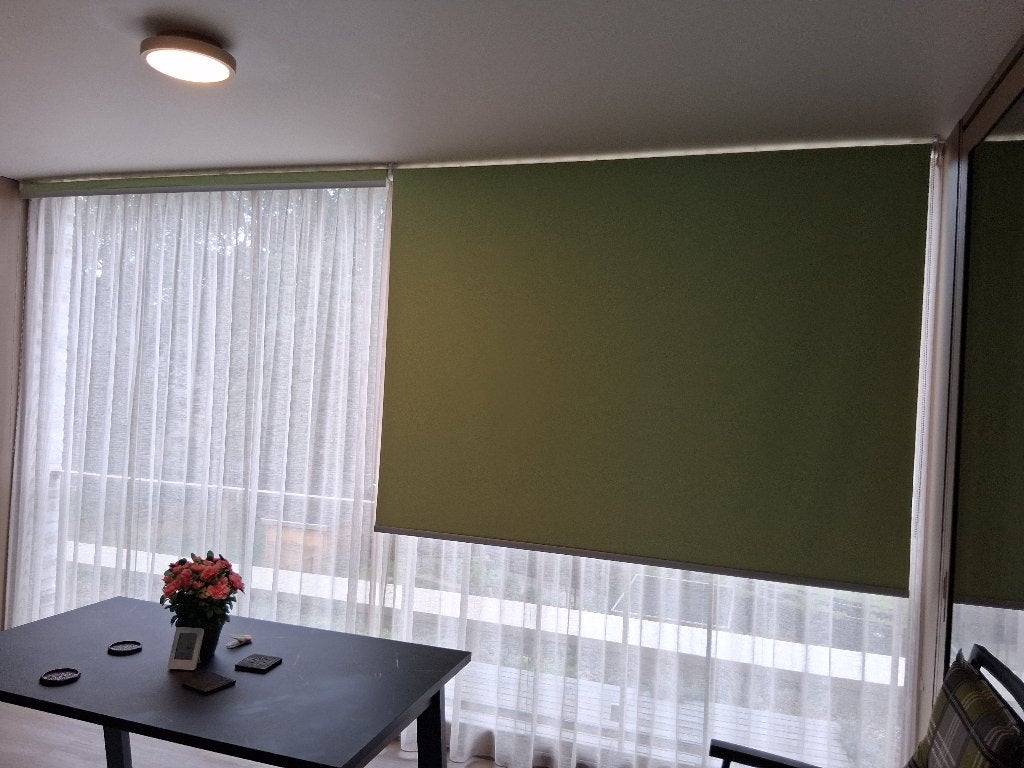 2 Rol screens, Jardin & Terrasse, Protection solaire, Comme neuf, Enlèvement, Moins de 250 cm, 150 à 300 cm