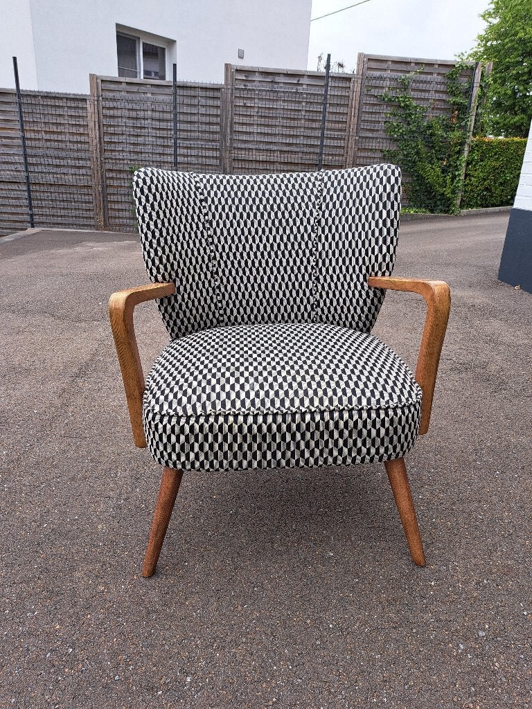 Vintage fauteuil met zwart-witte grafische patronen MEYER, Huis en Inrichting, Ophalen, Minder dan 75 cm, Zo goed als nieuw, 50 tot 75 cm