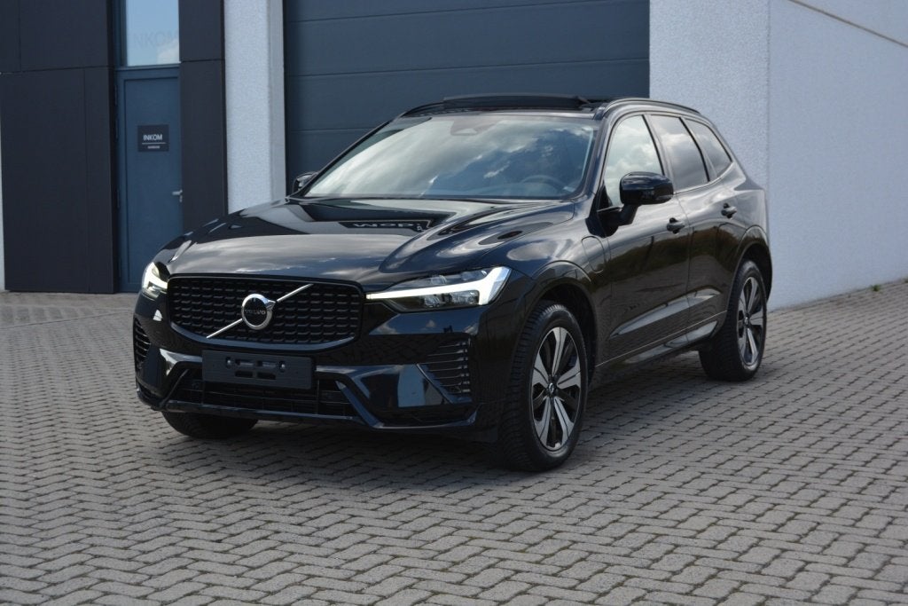 Volvo XC60 T6 350PK PHEV Recharge AWD Ultra dark Pano/2024, Autos, Volvo, Cuir, Achat, Euro 6, Entreprise
