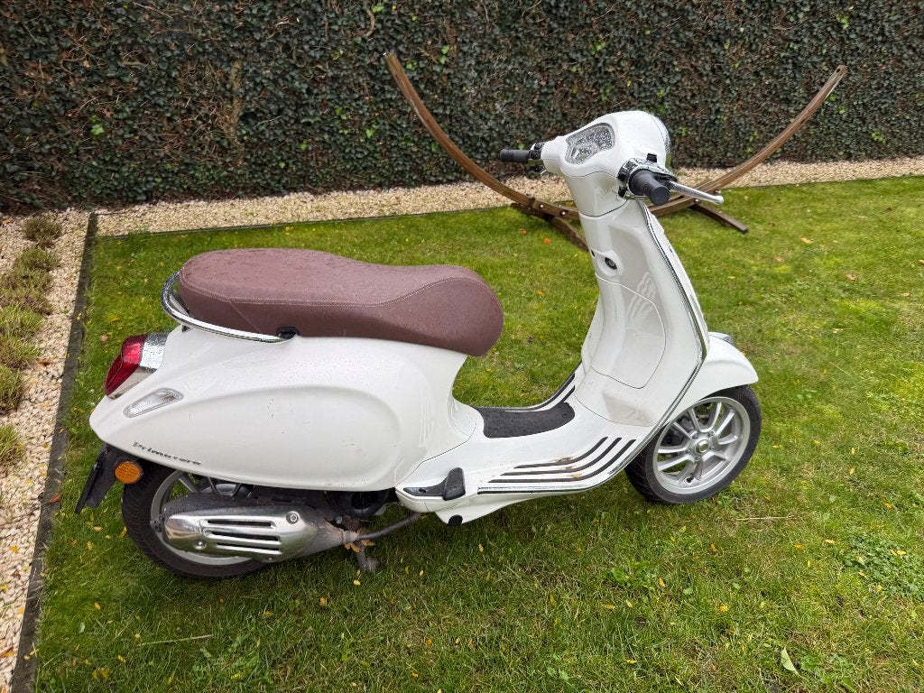Vespa 50cc B klasse, Fietsen en Brommers, Ophalen, Gebruikt, Overige modellen, Klasse B (45 km/u)