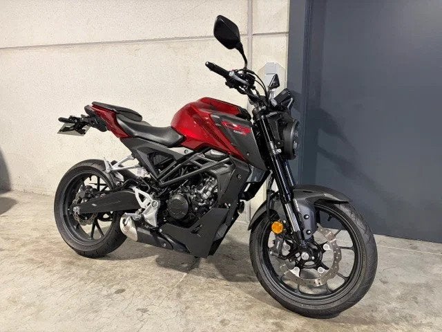 Honda CB125R top 125cc naked bike met tail tidy (bj 2025), Motoren, Bedrijf, 125 cc, Overig, 11 kW of minder