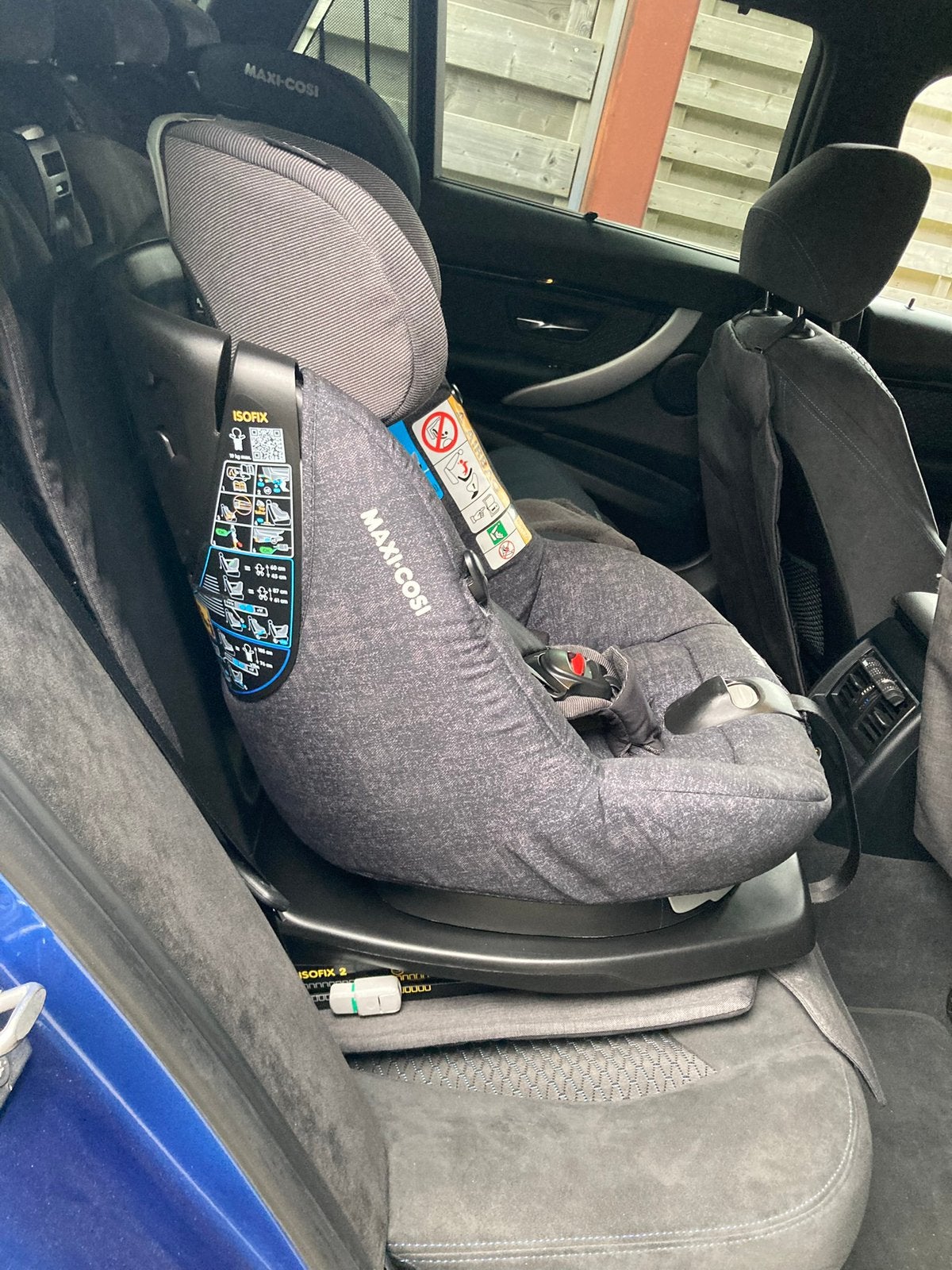 Maxi cosi AxissFix 360 I-Size Authentic Black, Ophalen, Zo goed als nieuw, Isofix, Slaapstand