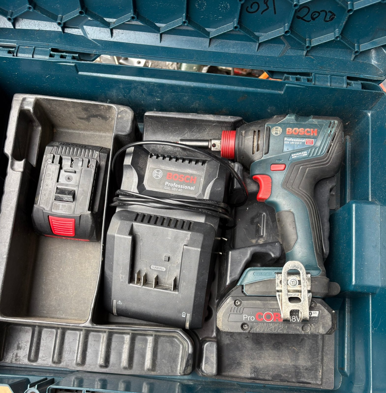 Bosch Boormachine, Ophalen, Zo goed als nieuw
