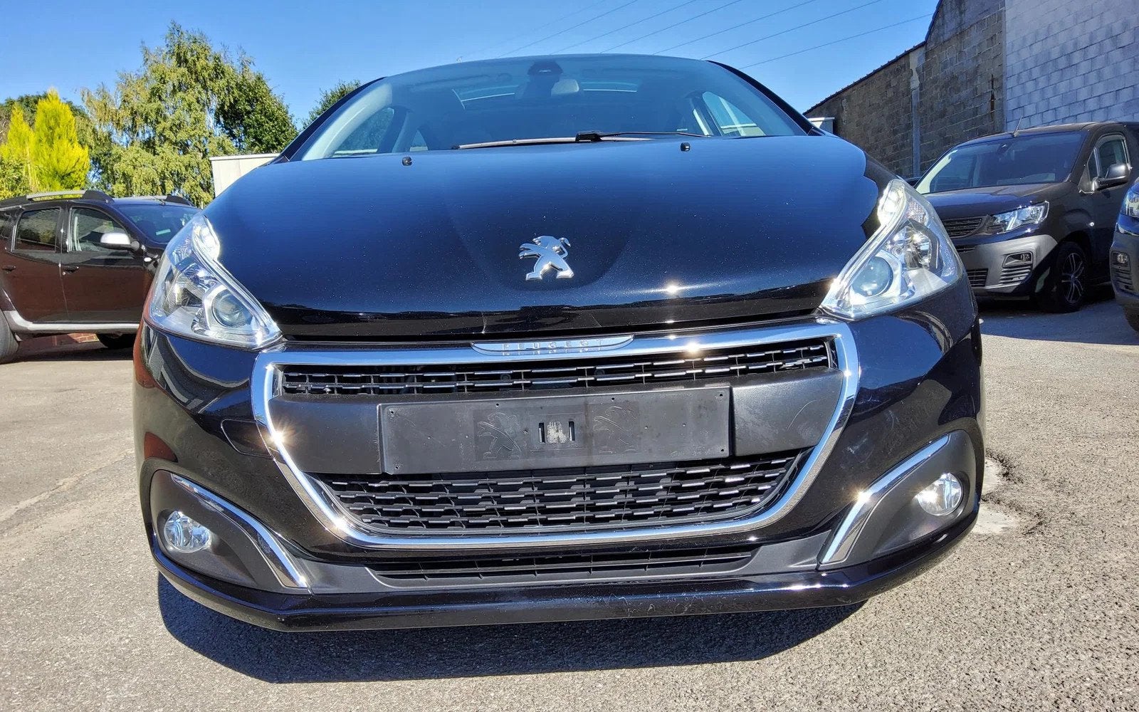 Peugeot 208 allure (bj 2018), Auto's, Stof, Gebruikt, 1199 cc, https://public.car-pass.be/vhr/48445a78-2b15-4d97-9010-46facb279683