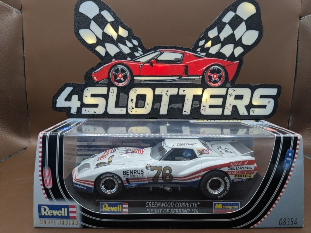 Revell Monogram Chevrolet Corvette #76 Spirit of Sebring 197, Enlèvement ou Envoi, Utilisé, Voiture