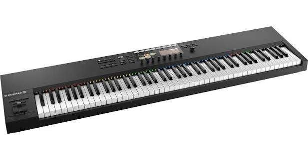NI Komplete Kontrol S88 MK2 zeer weinig gebruikt, Muziek en Instrumenten, 88 toetsen, Zo goed als nieuw, Aanslaggevoelig, Ophalen