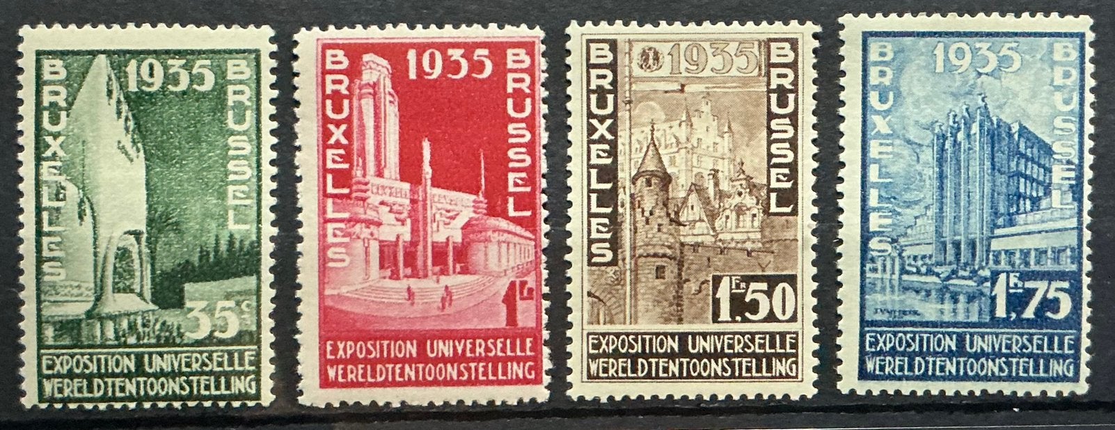 LOT 749. COB: 386/89. EXPOSITION UNIVERSELLE. MLH, Trace d'autocollant, Enlèvement ou Envoi, Non oblitéré, Art