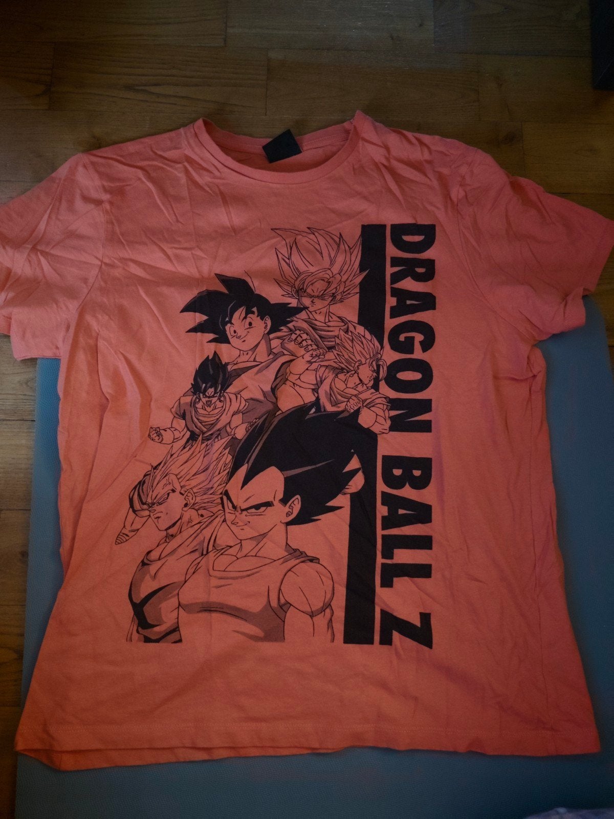 tee shirt dragon ball orange taille XL 1 euros, Dragon ball, Taille 56/58 (XL), Enlèvement, Porté