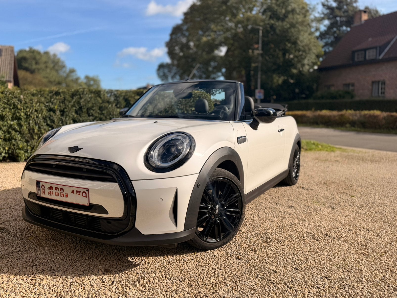 Mini Cooper Cabrio - automatic - 2023 - FULL OPTION, Auto's, Dealer onderhouden, Cabriolet, Wit, 3 deurs