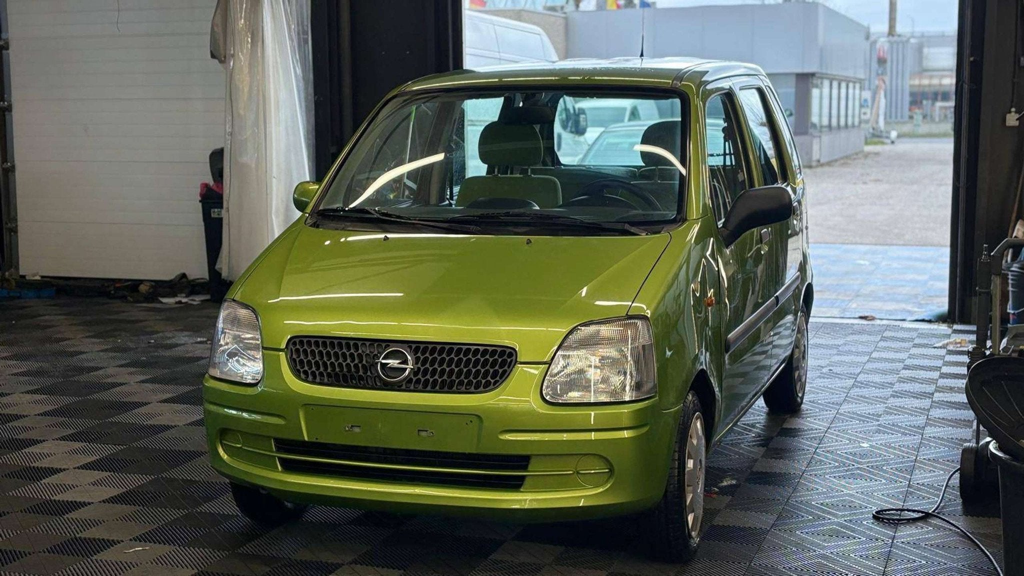 Opel Agila Opel agila 1.2i benzine 92.000km bj. 2000, Achat, 74 ch, Entreprise, Ordinateur de bord