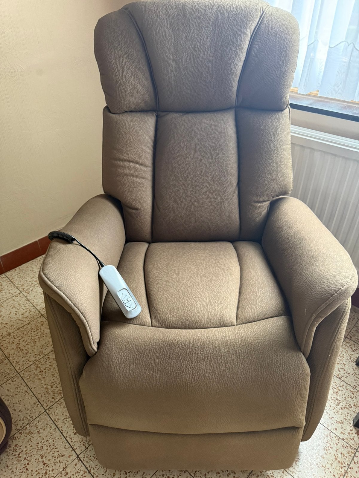 Fauteuil relaxe automatisé, Maison & Meubles, Fauteuils, Enlèvement, Comme neuf