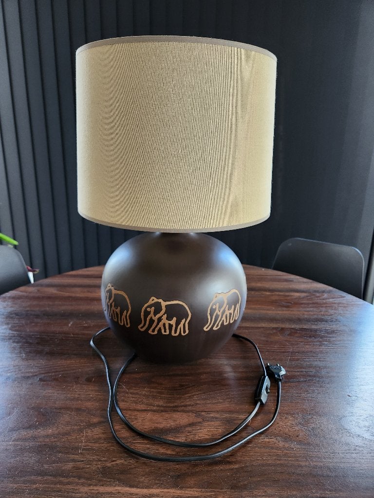 tafellamp met olifantenmotief, Lampe d'ambiance, Avec prise, Autres styles, Comme neuf