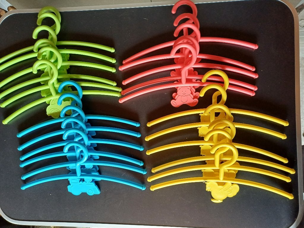 kinder kleerhangers, Kinderen en Baby's, Kinderkleding | Overige, Ophalen, Gebruikt