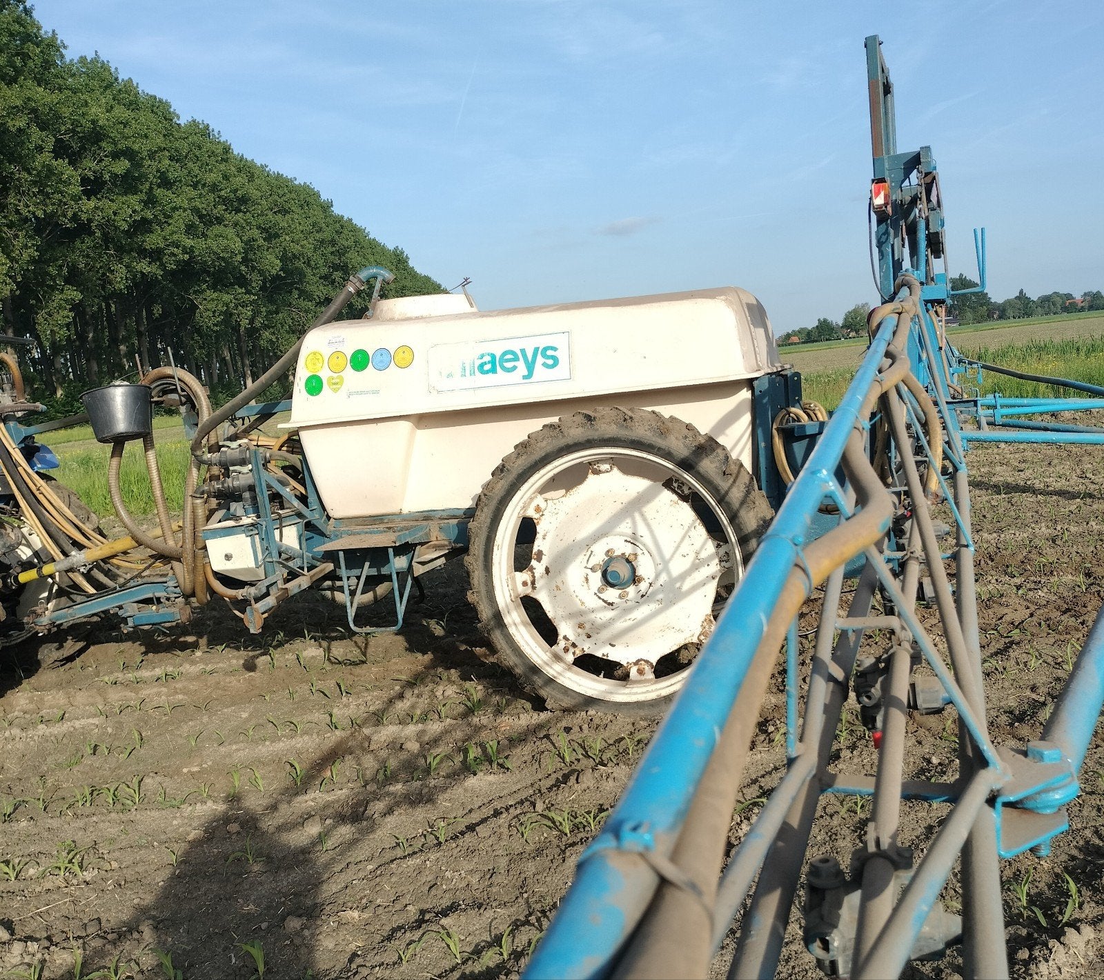 Pulvérisateur remorqué ALLAEYS 21 ml, Articles professionnels, Agriculture | Outils, Enlèvement