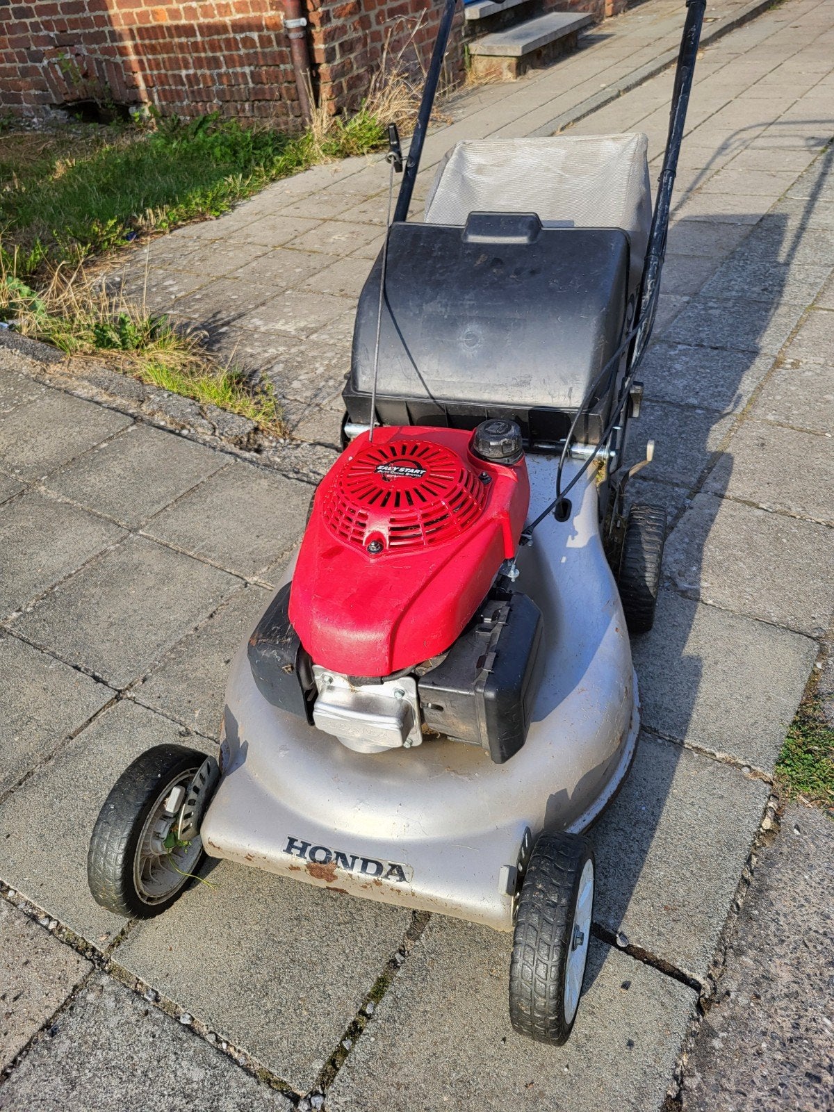 TONDEUSE HONDA HRG 536 - TRACTÉE, Enlèvement