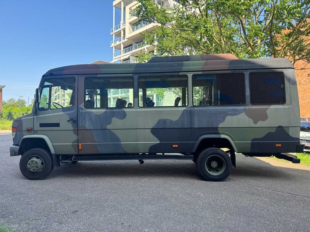 Mercedes Vario 4x4 2002 ! 68 000 km ! - Ancienne armée - É, Autos, Achat, Entreprise, Mercedes-Benz, Diesel