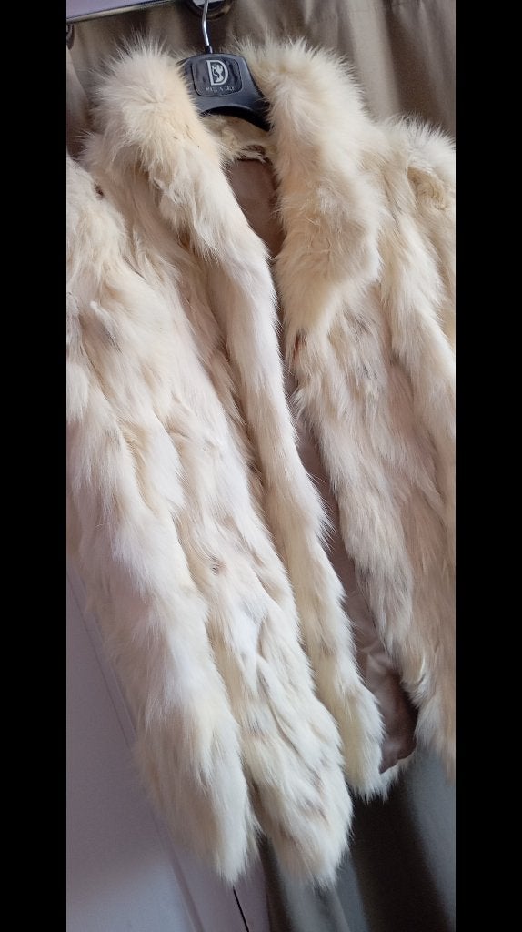 Manteau fourrure, Vêtements | Femmes, Enlèvement