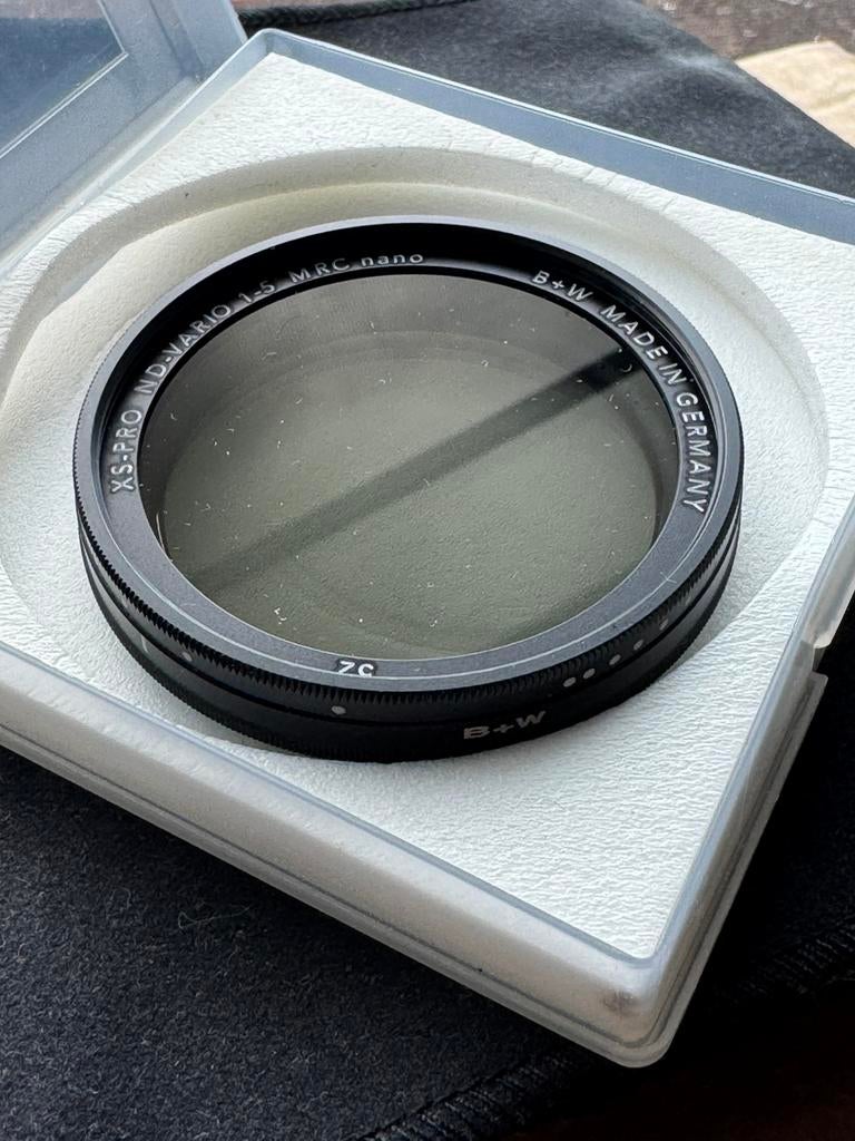 B+W XS-Pro ND-Vario 1-5 MRC Nano 52mm, TV, Hi-fi & Vidéo, Photo | Filtres, B&W, 50 à 60 mm, Comme neuf, Enlèvement