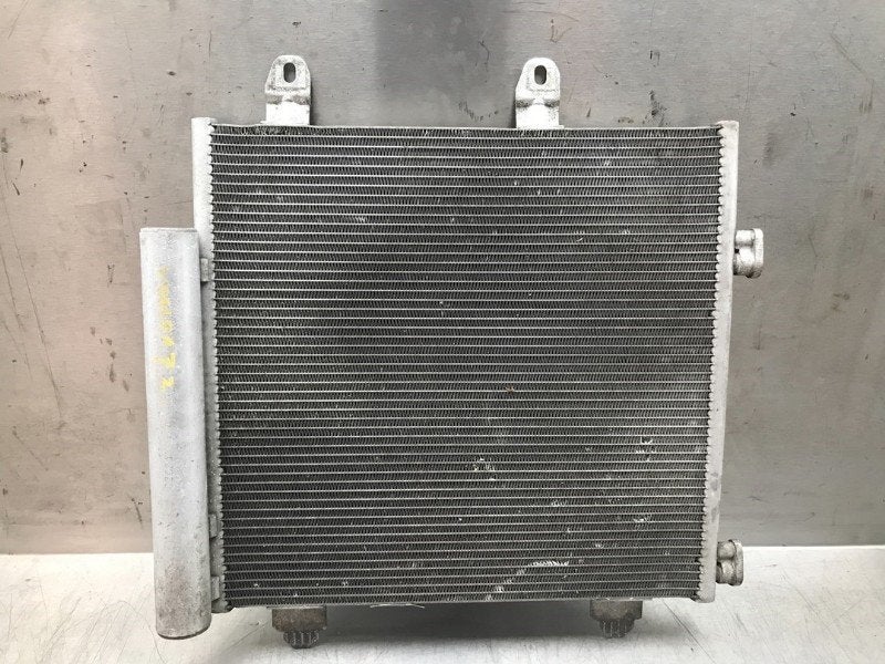 CLIMATISATION CONDENSEUR Toyota Aygo (B40) (01-2014/06-2018), Utilisé, Toyota