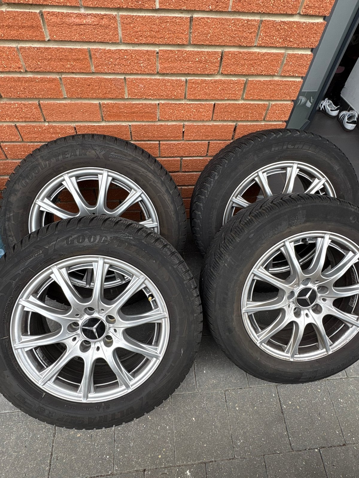 4 jantes MERCEDES 16 pouces pneu hiver 205 60 16 w205, Pneus hiver, 16 pouces, Véhicule de tourisme, 205 mm
