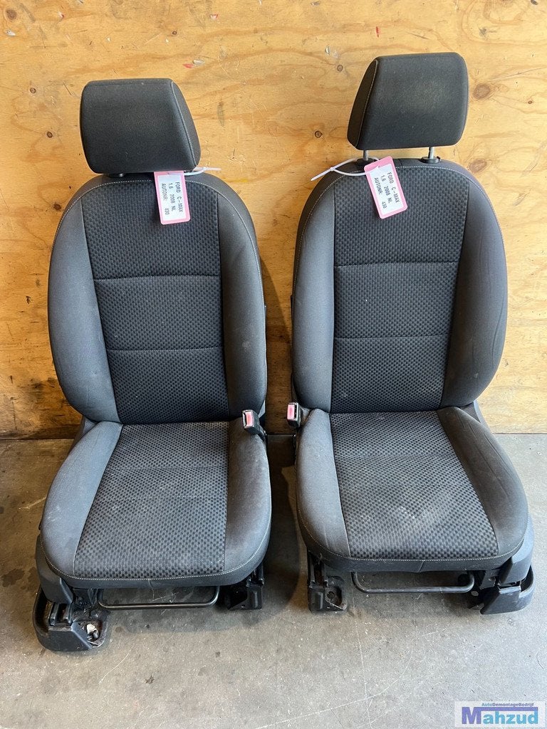 Int rieur du si ge arri re de la Ford C-Max 2008 (mod les 20, Info@ford.com, Ford Motor Company, American Road 1
48126  Dearborn