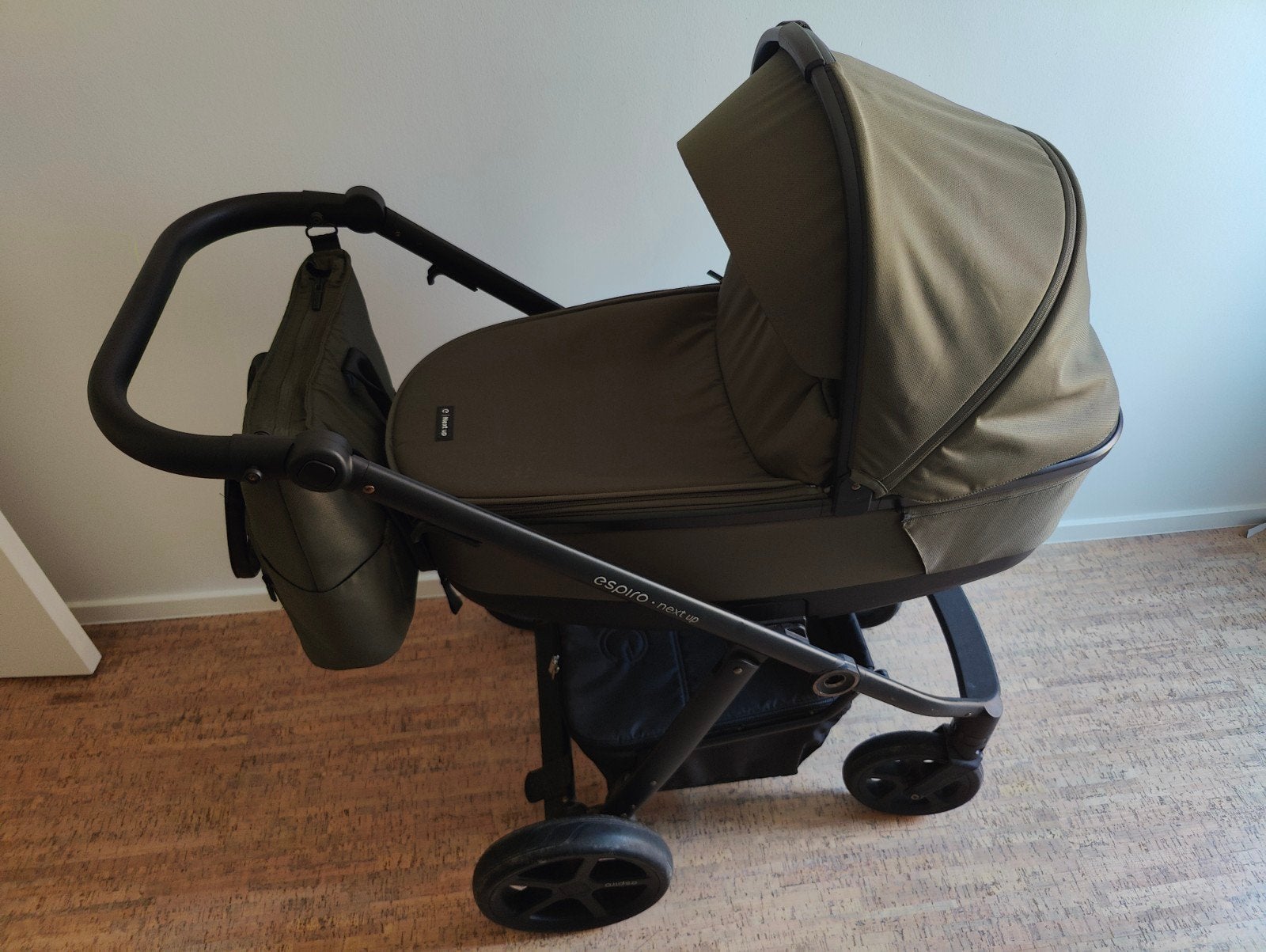 Kinderwagen Espiro Next Up, Verstelbare duwstang, Zo goed als nieuw, Ophalen, Kinderwagen