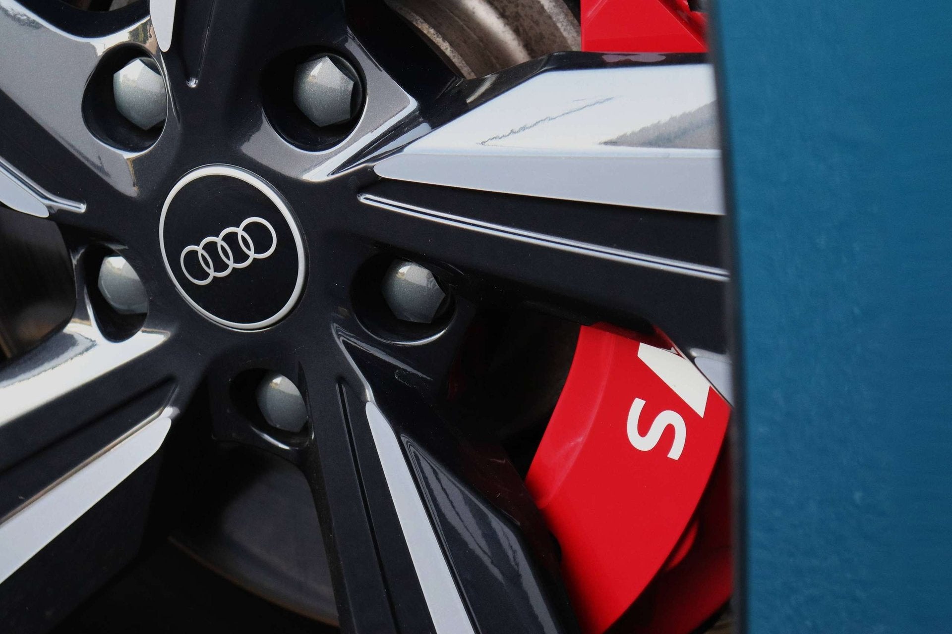 Audi S6 e-tron Avant 100 kWh Quattro - AudiExclusive/360/HUD, Auto's, Automaat, Gebruikt, https://public.car-pass.be/vhr/c944717a-b6f7-454f-9176-b432b64ca551