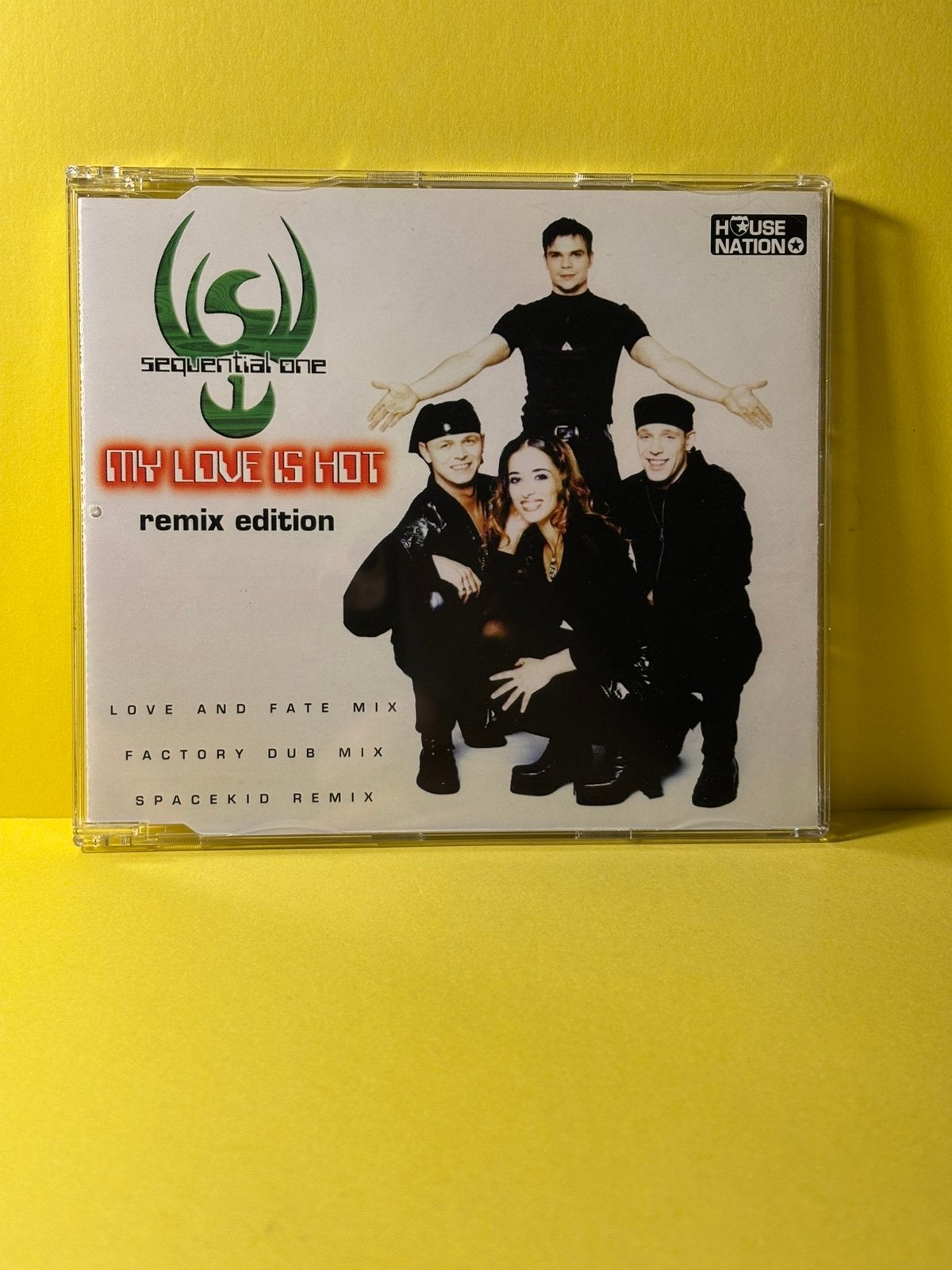 Sequential one - my love is hot ( remix edition) nieuwstaat, Cd's en Dvd's, Cd's | Dance en House, Verzenden