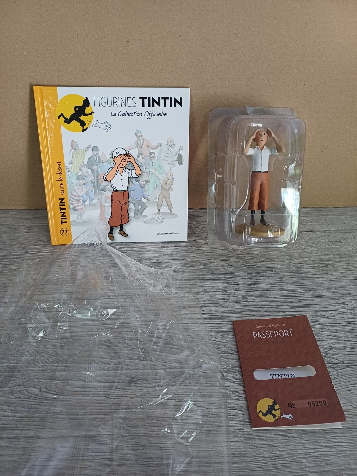 Figuur 77 Kuifje onderzoekt, Ophalen of Verzenden, Kuifje, Zo goed als nieuw, Beeldje of Figuurtje