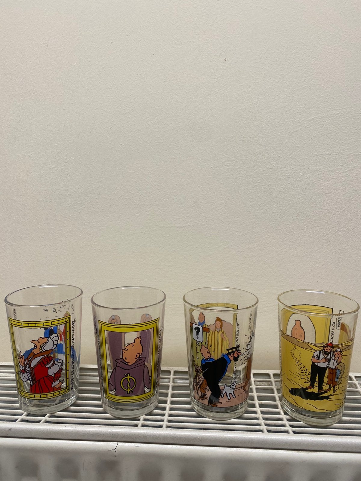 Set van 4 antieke glazen van Kuifje uit 1994, Ophalen of Verzenden, Zo goed als nieuw
