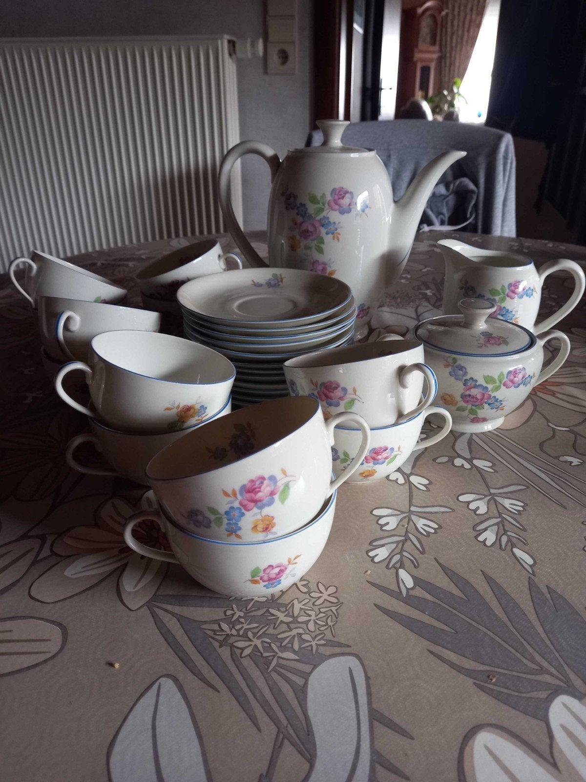 12 delig koffieservies van het merk Koeningselt, Antiek en Kunst, Ophalen
