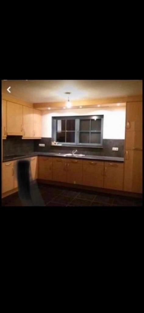 TE KOOP keukenkasten gordijnen store tv kist rek micro, Antiek en Kunst, Ophalen